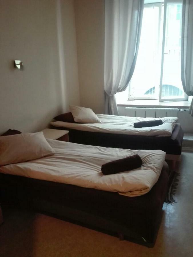 Zinc Old Town Hostel *